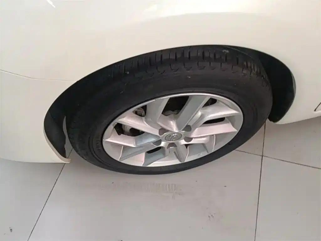 2021 Tiida 1.6L CVT Smart Edition — миниатюра 23