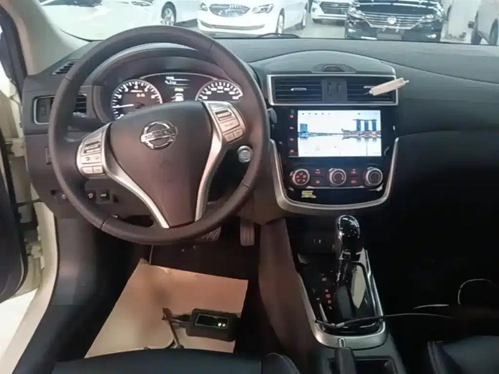 2021 Tiida 1.6L CVT Smart Edition — миниатюра 10
