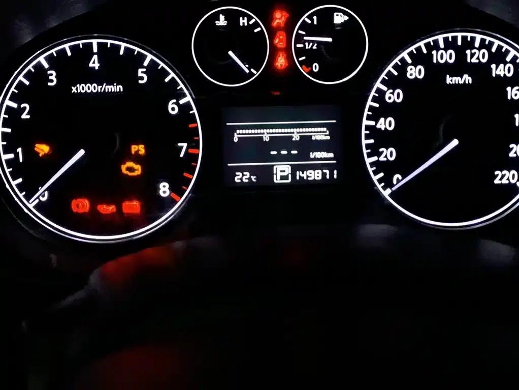 2014 Tiida 1.6L CVT Smart — миниатюра 11