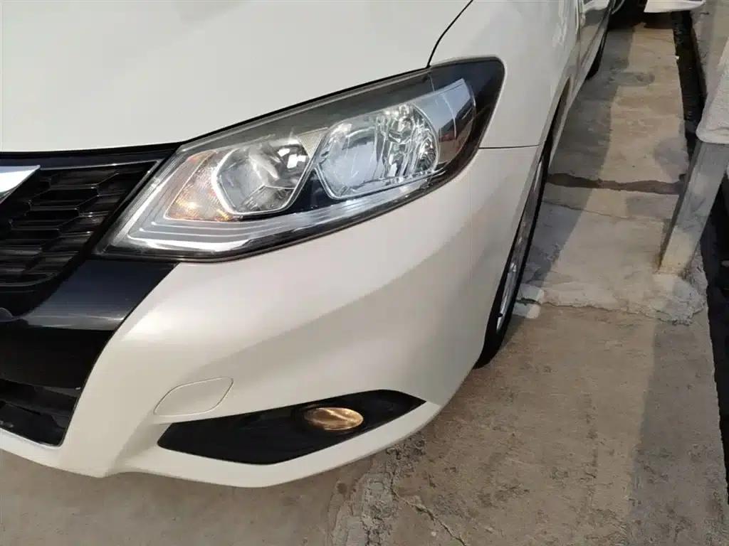 2016 Tiida 1.6L CVT Sport Edition — миниатюра 24