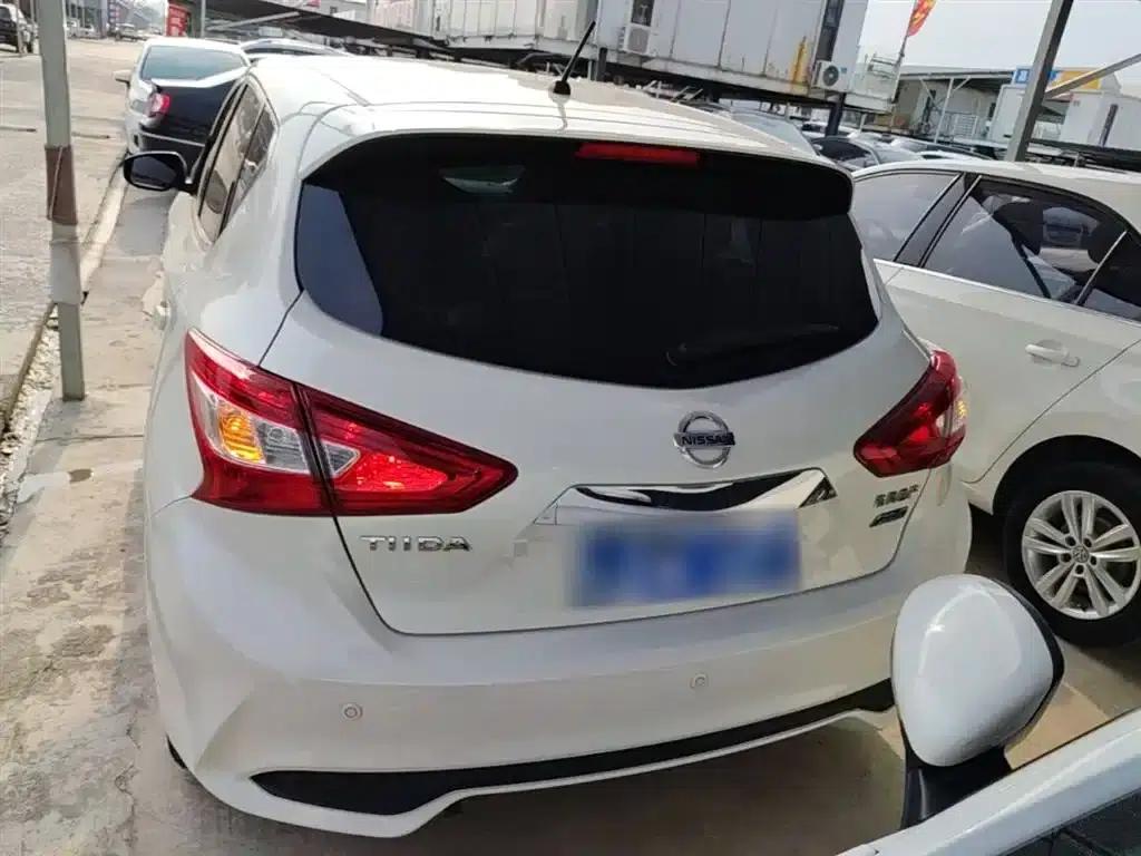 2016 Tiida 1.6L CVT Sport Edition — миниатюра 6