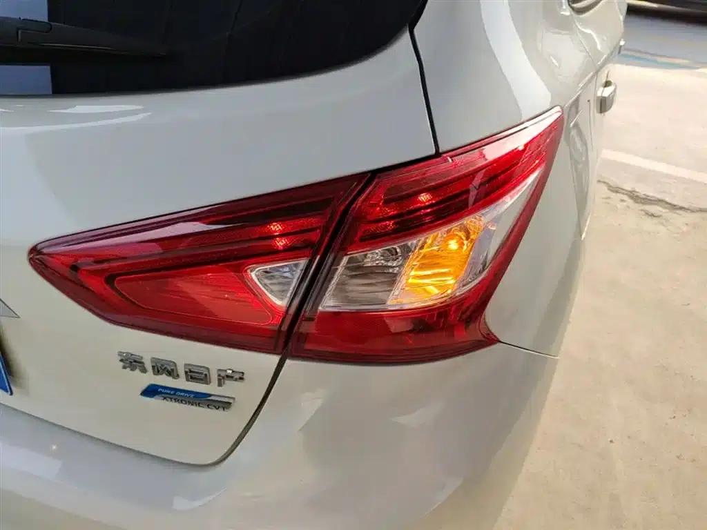 2016 Tiida 1.6L CVT Sport Edition — миниатюра 8