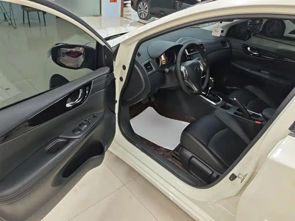 2021 Tiida 1.6L CVT Smart Edition — миниатюра 16