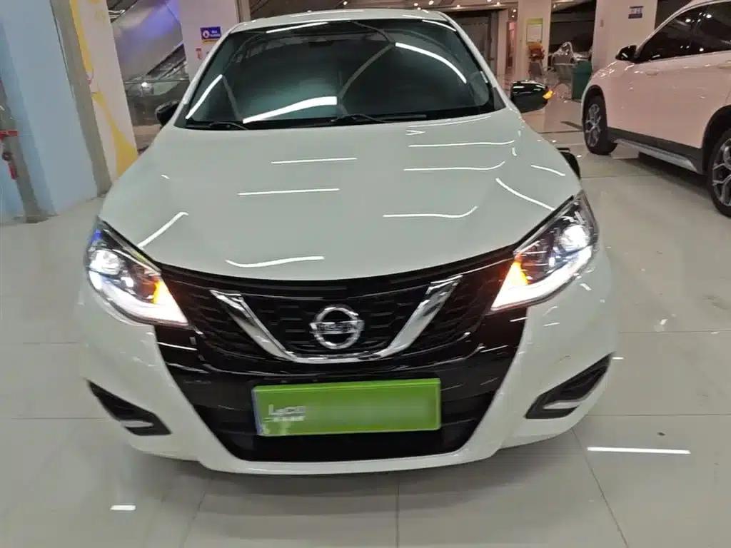 2021 Tiida 1.6L CVT Smart Edition — миниатюра 3