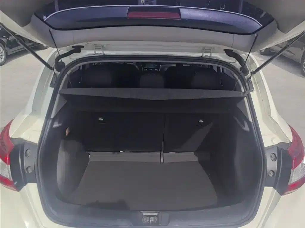 2019 Tiida 1.6L CVT Smart Edition (China VI Emission Standard) — миниатюра 19