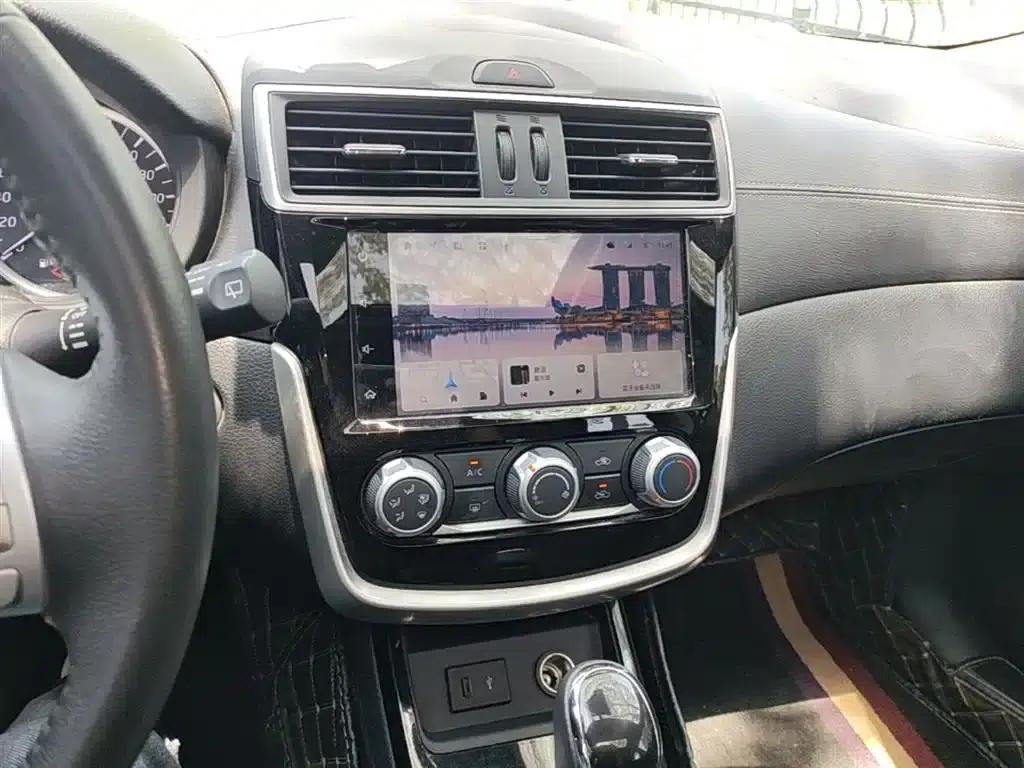 2021 Tiida 1.6L CVT Smart Edition — миниатюра 13