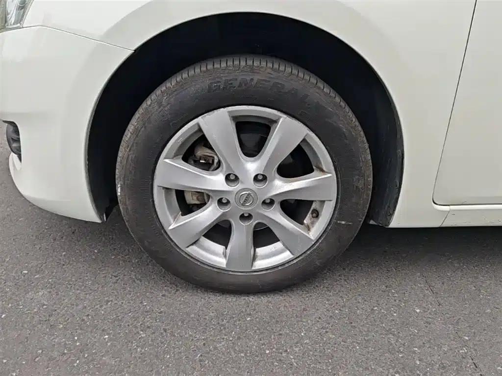 2014 Tiida 1.6L CVT Smart — миниатюра 23