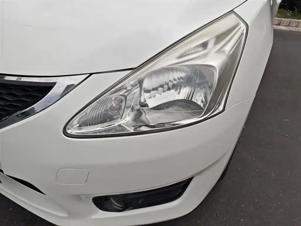2014 Tiida 1.6L CVT Smart — миниатюра 24