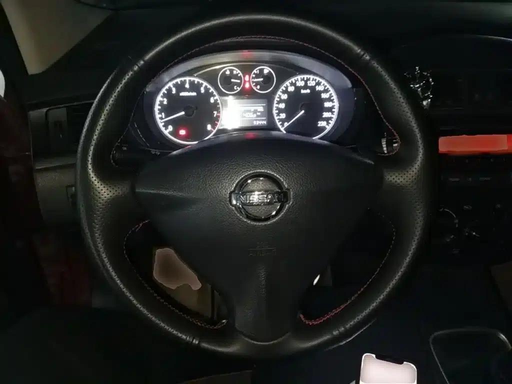 2014 Tiida 1.6L Manual Comfort Model — миниатюра 11