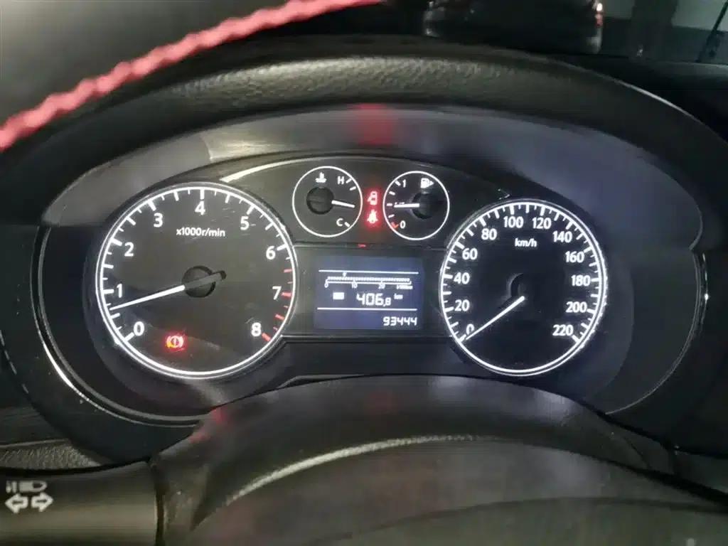 2014 Tiida 1.6L Manual Comfort Model — миниатюра 12