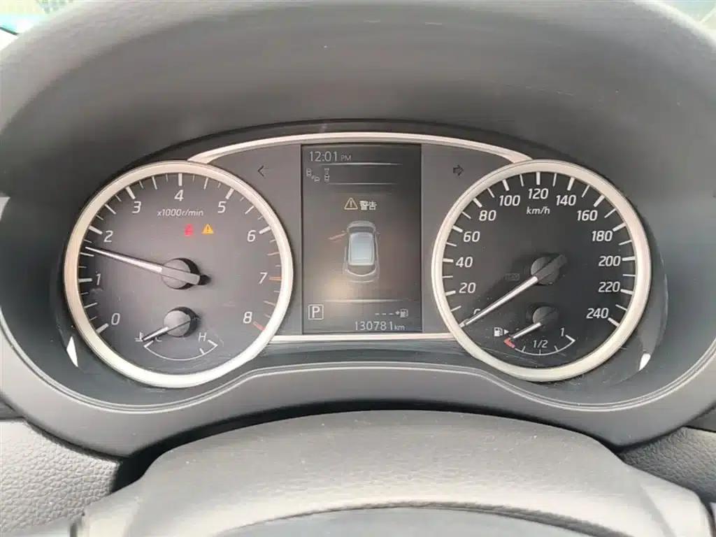 2016 Tiida 1.6L CVT Smart Edition — миниатюра 12