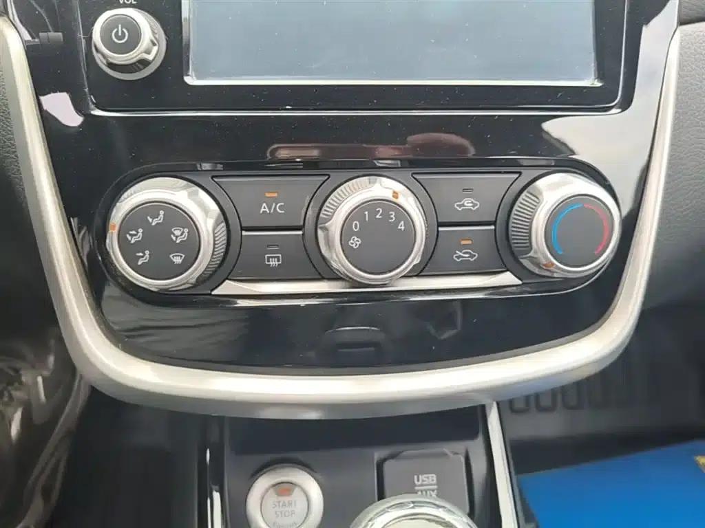 2016 Tiida 1.6L CVT Smart Edition — миниатюра 13