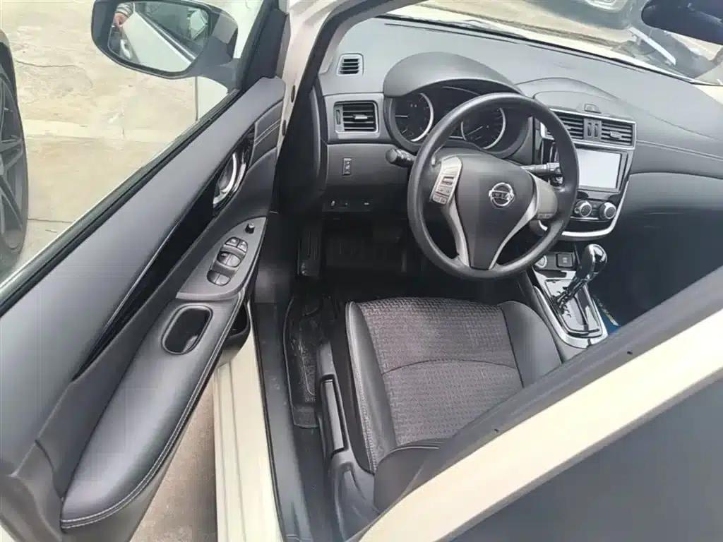 2016 Tiida 1.6L CVT Smart Edition — миниатюра 16