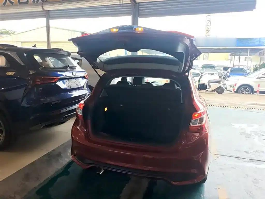 2016 Tiida 1.6L CVT Smart Edition — миниатюра 19