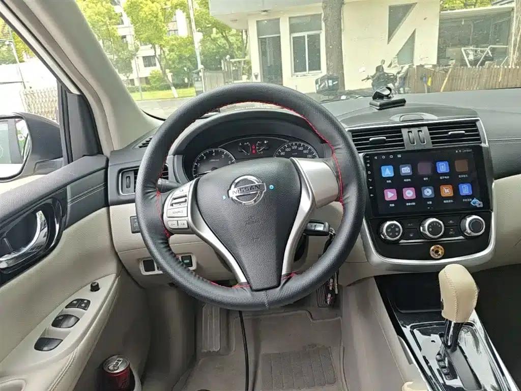 2016 Tiida 1.6L CVT Sport Edition — миниатюра 11