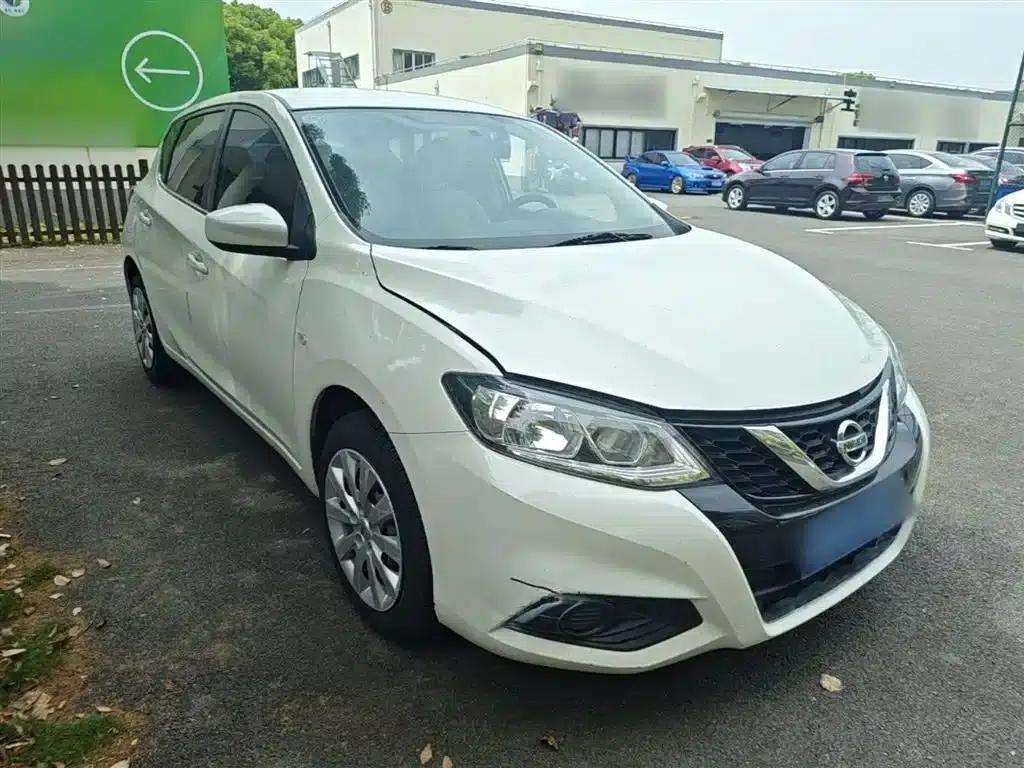 2016 Tiida 1.6L CVT Sport Edition — миниатюра 4