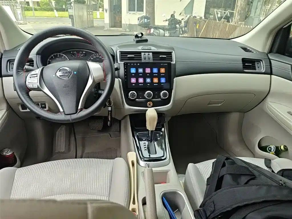2016 Tiida 1.6L CVT Sport Edition — миниатюра 10