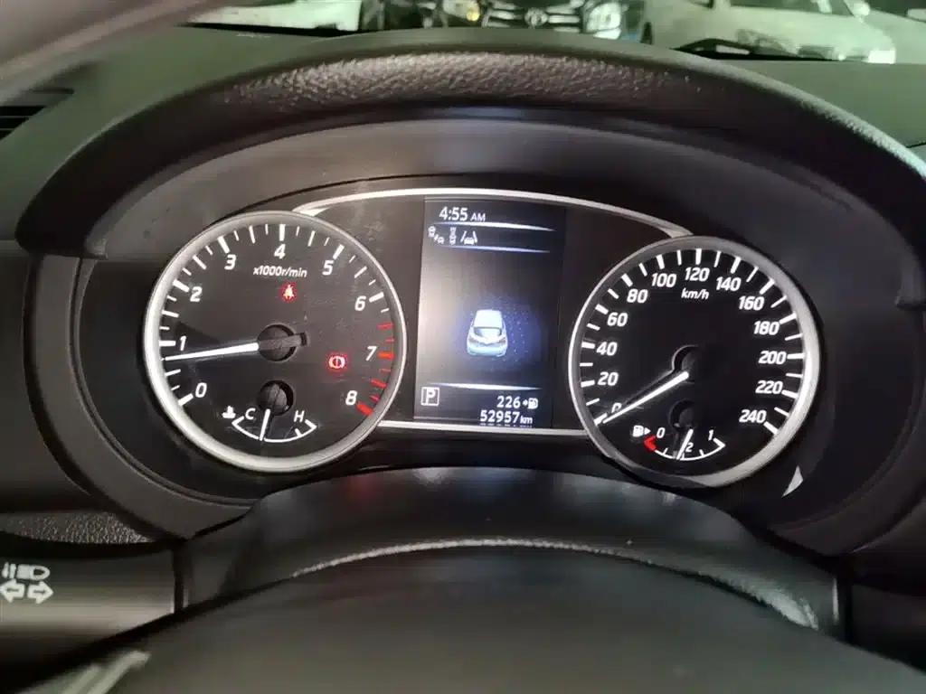 2016 Tiida 1.6L CVT Smart Edition — миниатюра 12