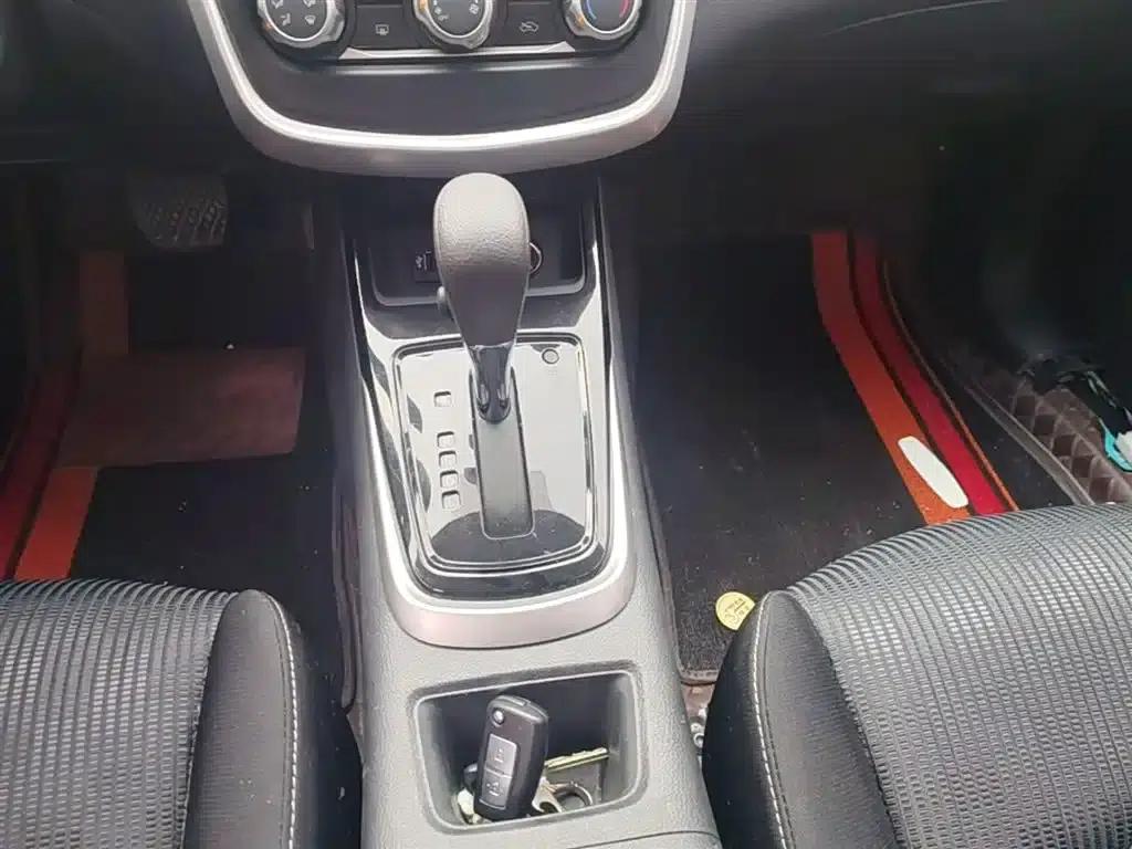 2024 Tiida 1.6L CVT Sport Edition — миниатюра 14