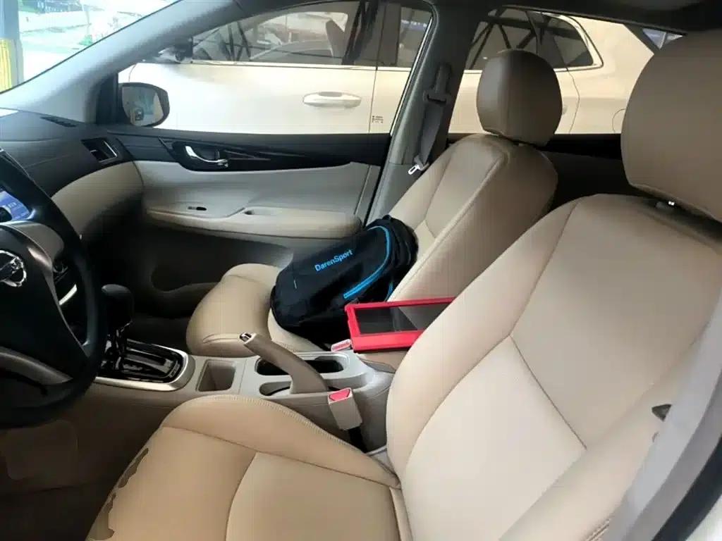 2016 Tiida 1.6L CVT Sport Edition — миниатюра 15