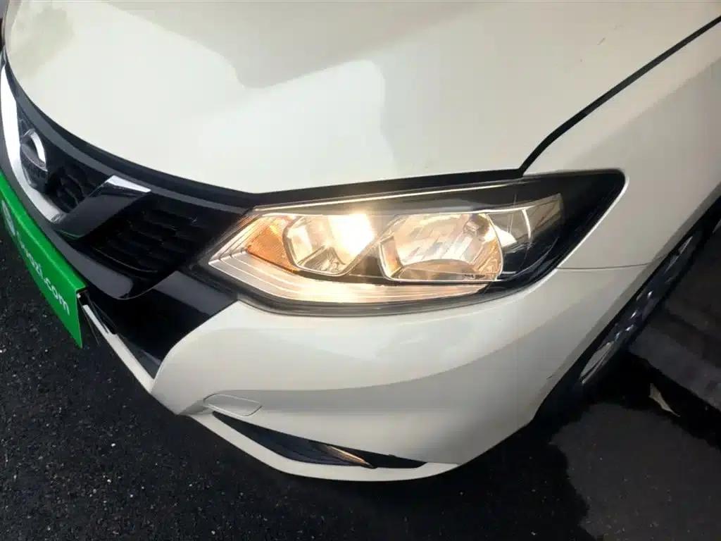 2016 Tiida 1.6L CVT Sport Edition — миниатюра 24