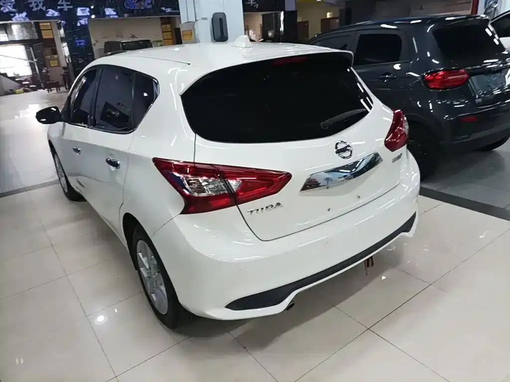 2021 Tiida 1.6L CVT Smart Edition — миниатюра 5