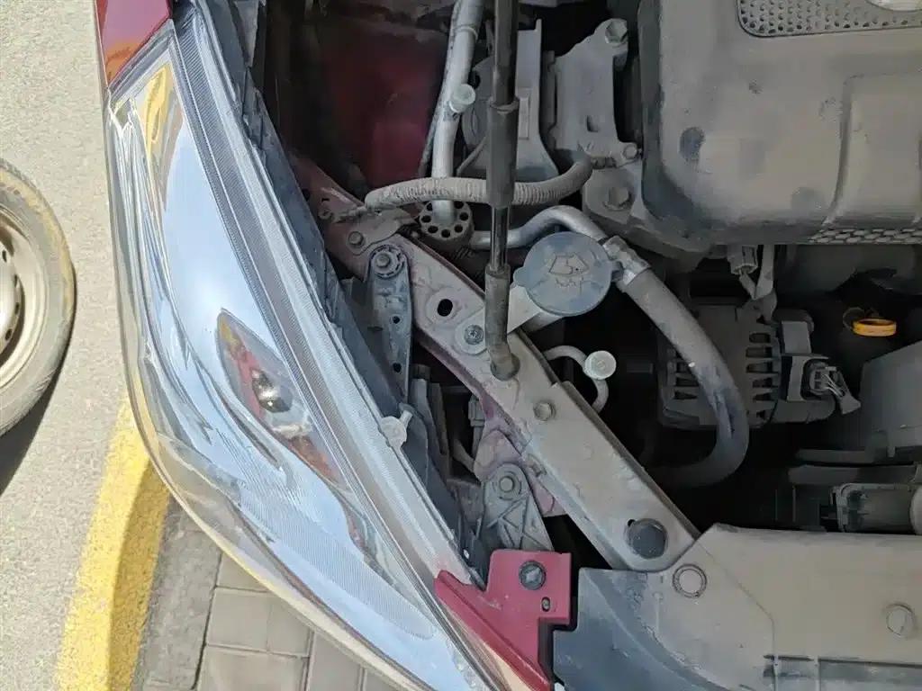 2014 Tiida 1.6L CVT Cool Edition — миниатюра 21