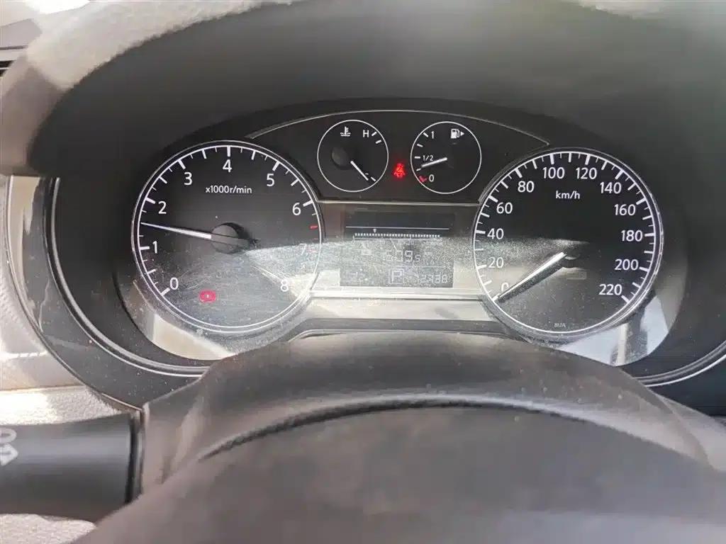 2014 Tiida 1.6L CVT Cool Edition — миниатюра 4