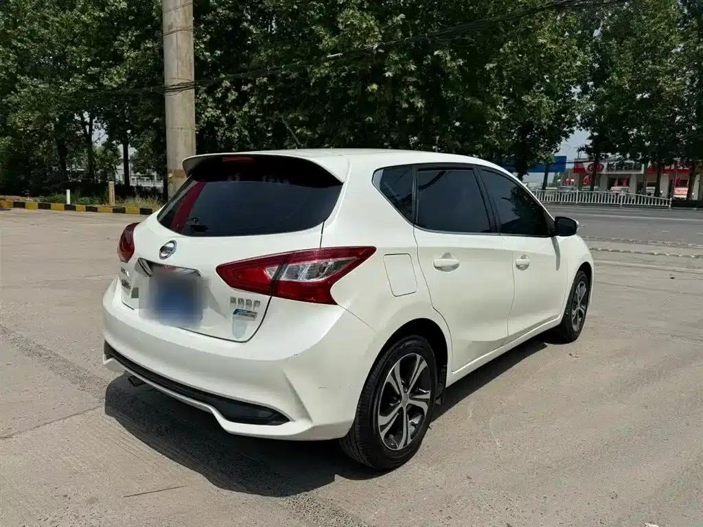 2016 Tiida 1.6L CVT Smart Edition — миниатюра 6