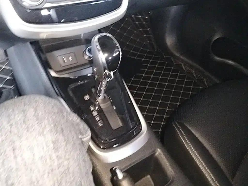 2021 Tiida 1.6L CVT Smart Edition — миниатюра 14