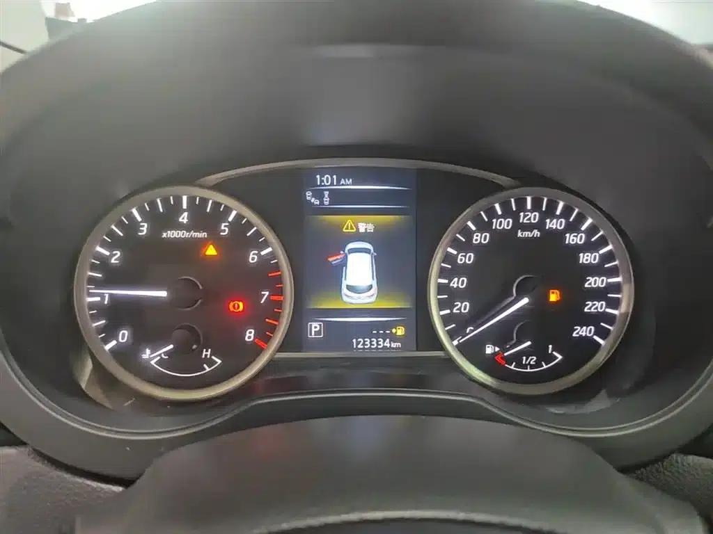2016 Tiida 1.6L CVT Smart Edition — миниатюра 12