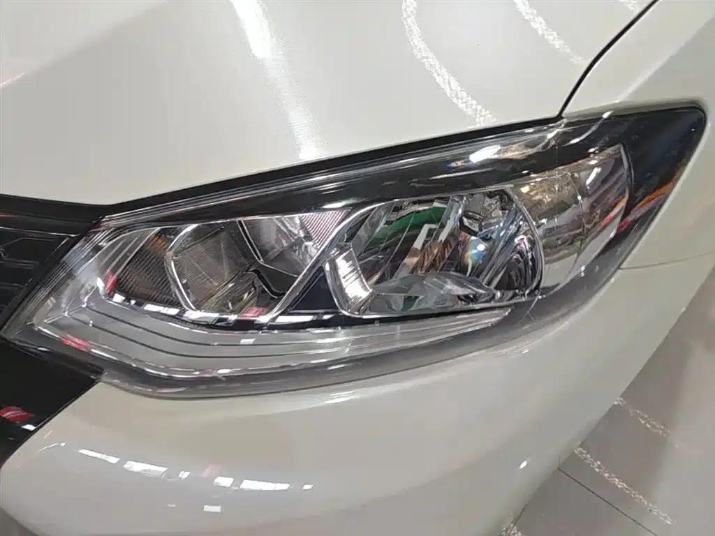 2016 Tiida 1.6L CVT Smart Edition — миниатюра 24