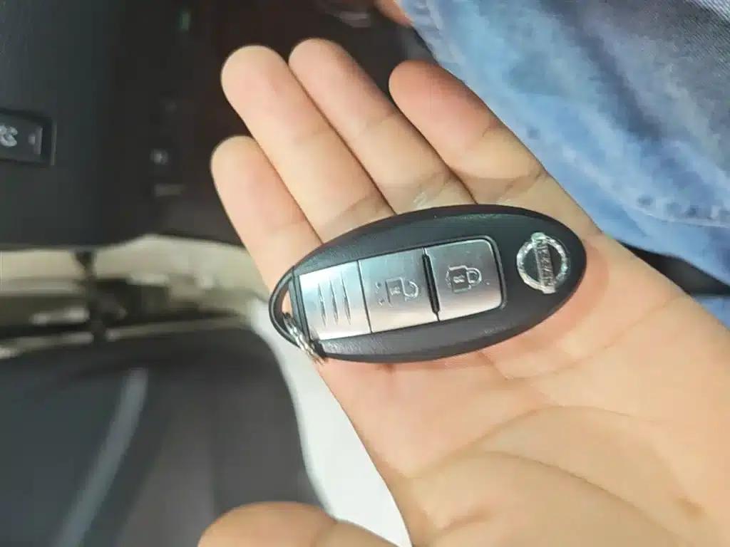 2016 Tiida 1.6L CVT Smart Edition — миниатюра 9