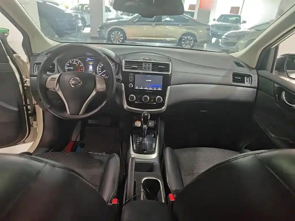2016 Tiida 1.6L CVT Smart Edition — миниатюра 10