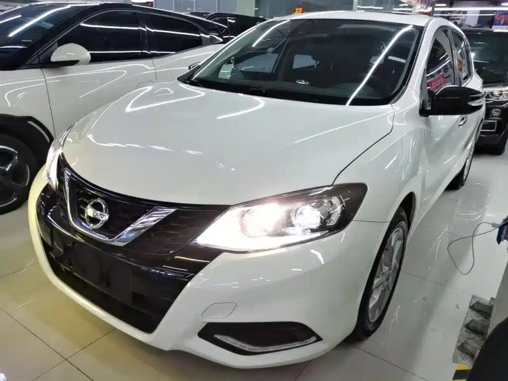 2021 Tiida 1.6L CVT Smart Edition — миниатюра 1