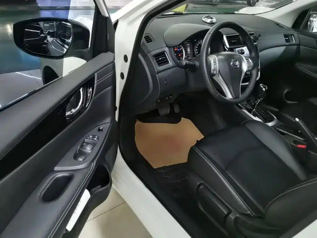 2021 Tiida 1.6L CVT Smart Edition — миниатюра 16