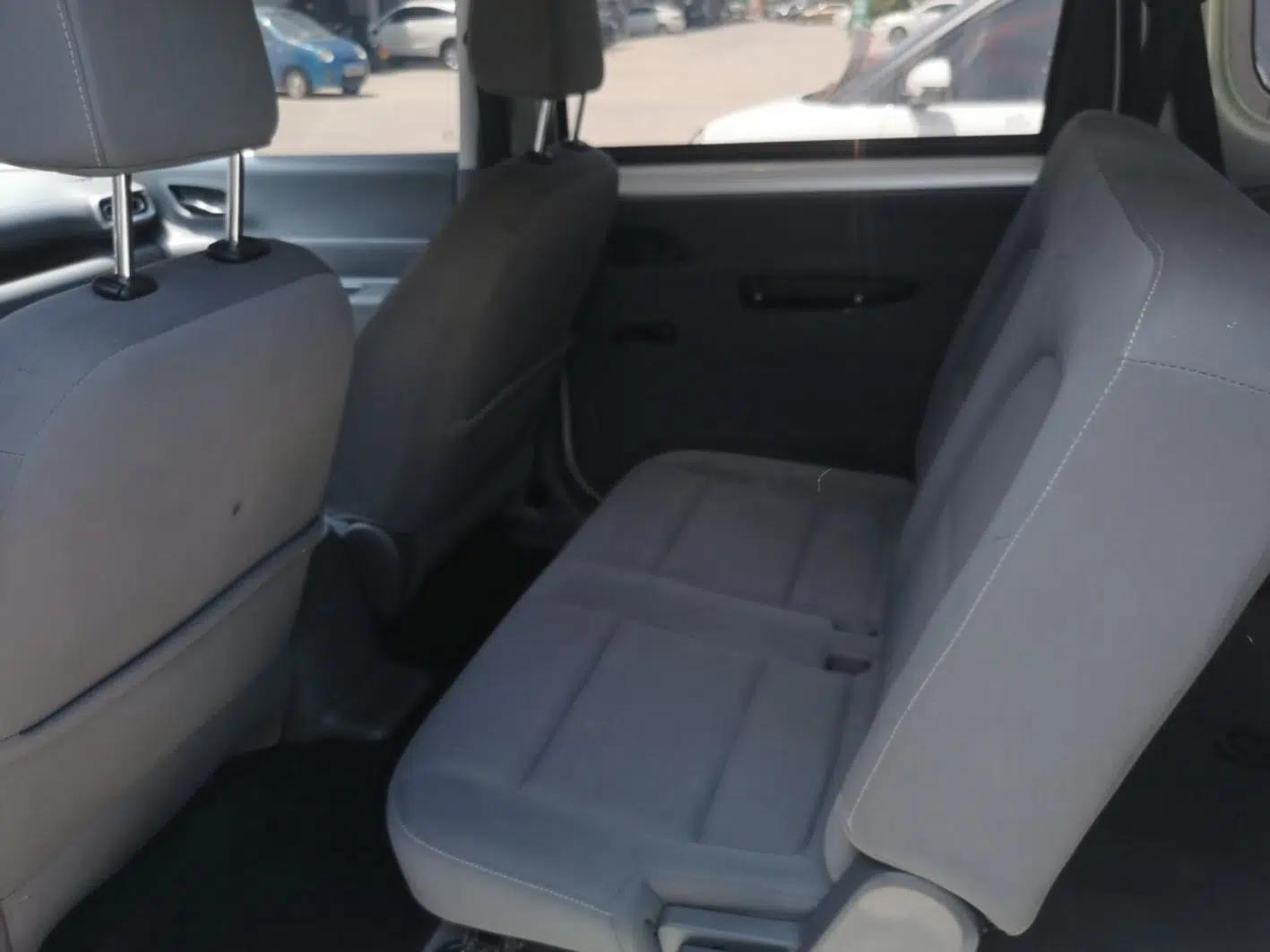 Wuling Hongguang New Energy 2024 All-Electric Model 300KM Standard Version — миниатюра 19