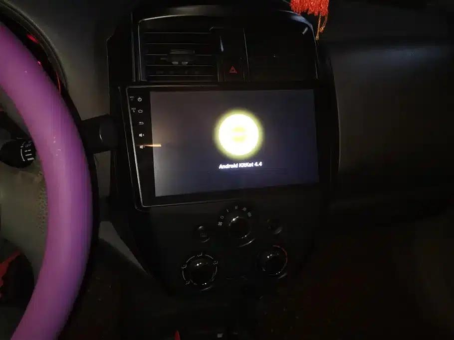 Nissan Sunny 2015 1.5XE CVT Comfort Edition — миниатюра 13