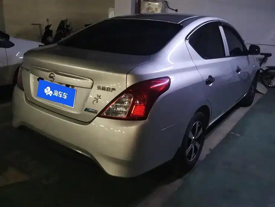 Nissan Sunny 2015 1.5XE CVT Comfort Edition — миниатюра 3