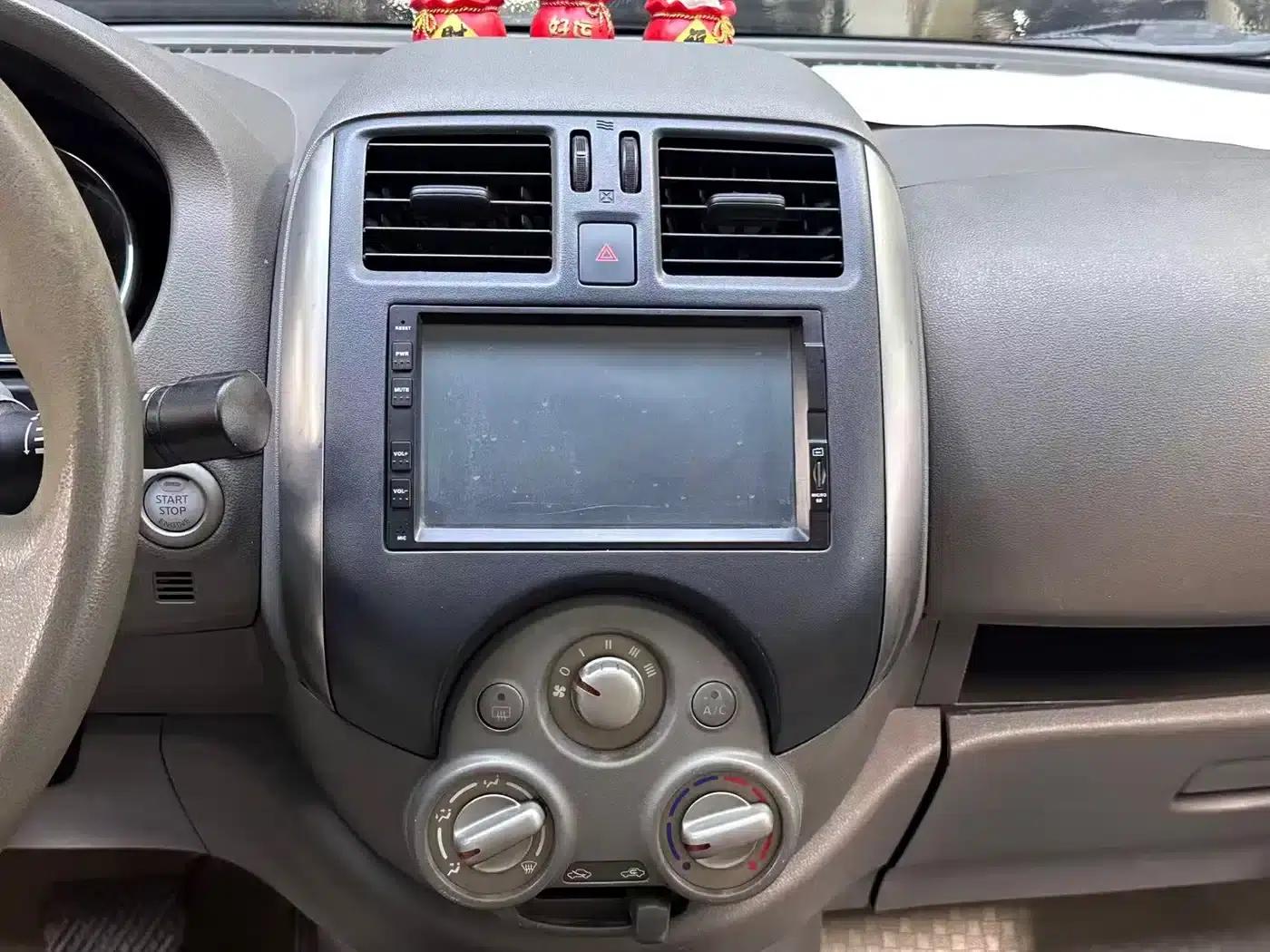 Nissan Sunny 2014 1.5XL CVT Deluxe Edition — миниатюра 11