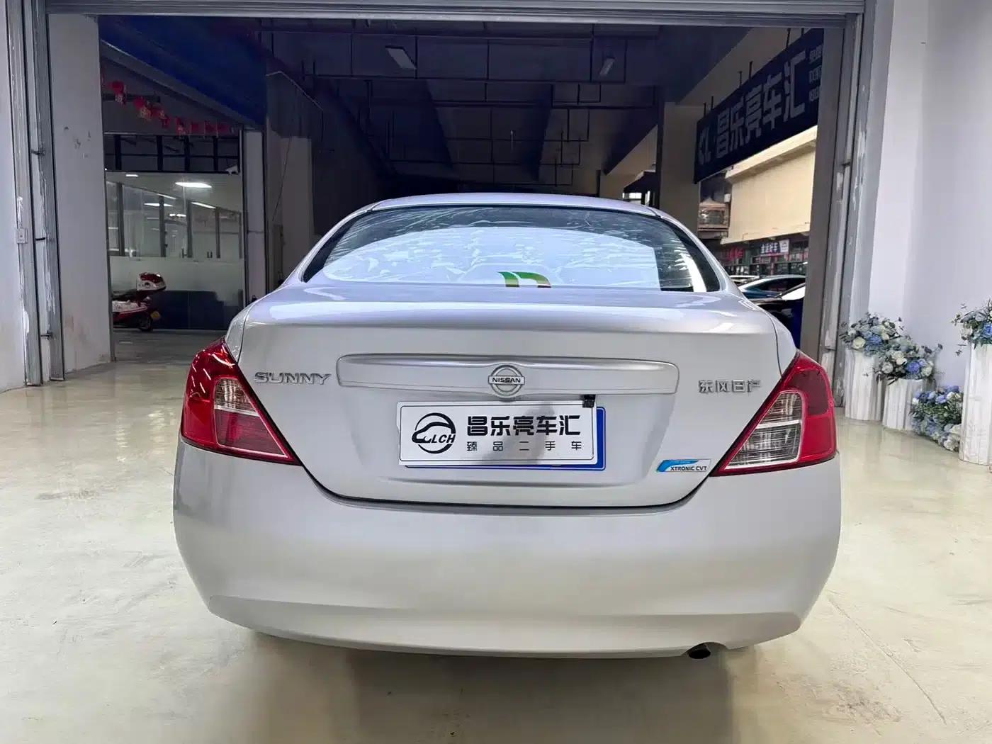 Nissan Sunny 2014 1.5XL CVT Deluxe Edition — миниатюра 14