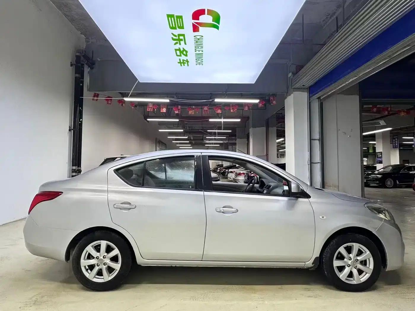 Nissan Sunny 2014 1.5XL CVT Deluxe Edition — миниатюра 5
