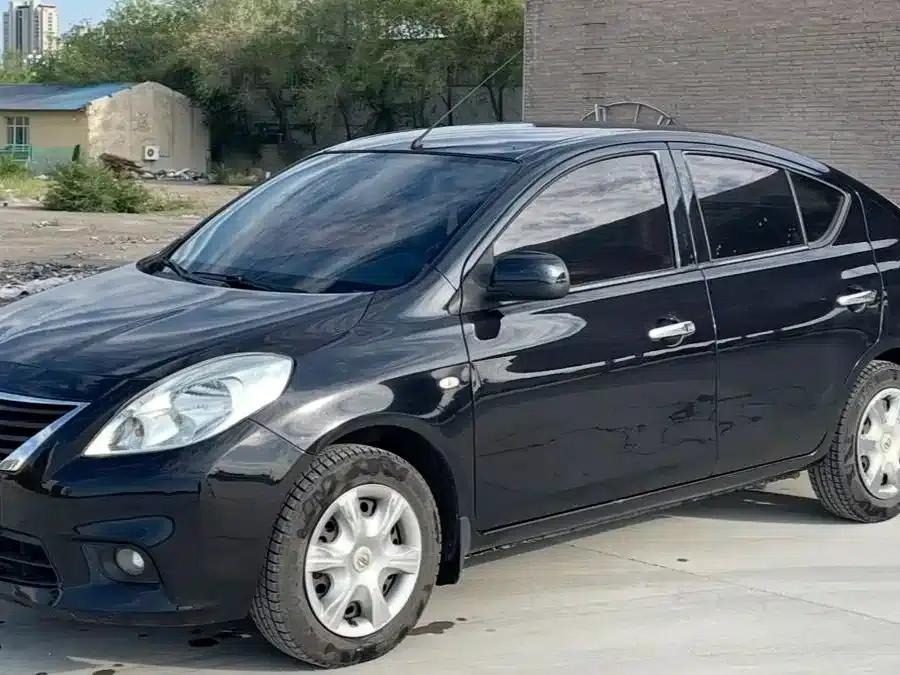Nissan Sunny 2011 1.5XL CVT Deluxe Edition — миниатюра 2