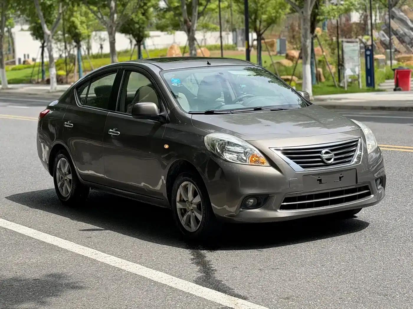 Nissan Sunny 2011 1.5XL CVT Deluxe Edition — миниатюра 3