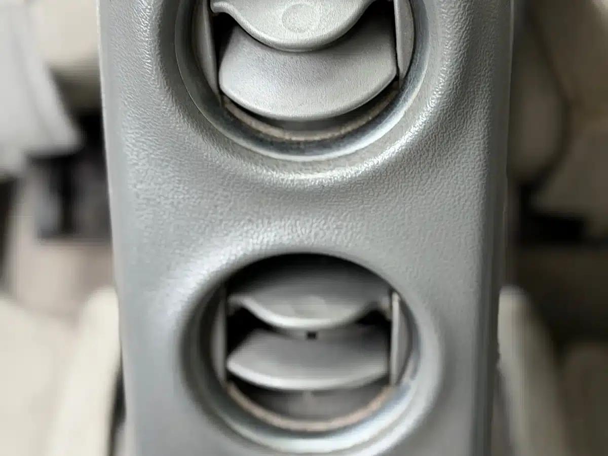 Nissan Sunny 2011 1.5XL CVT Deluxe Edition — миниатюра 6
