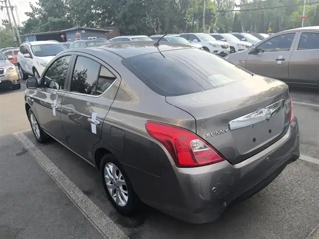 Nissan Sunny 2014 1.5XL Manual Deluxe Edition — миниатюра 5
