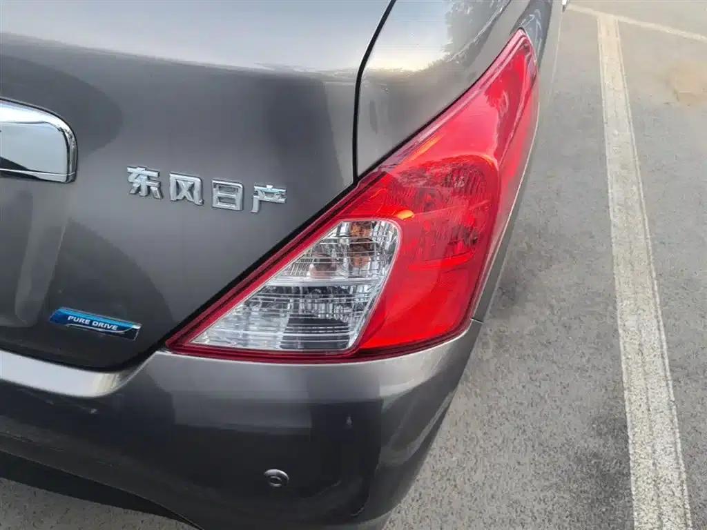 Nissan Sunny 2014 1.5XL Manual Deluxe Edition — миниатюра 8