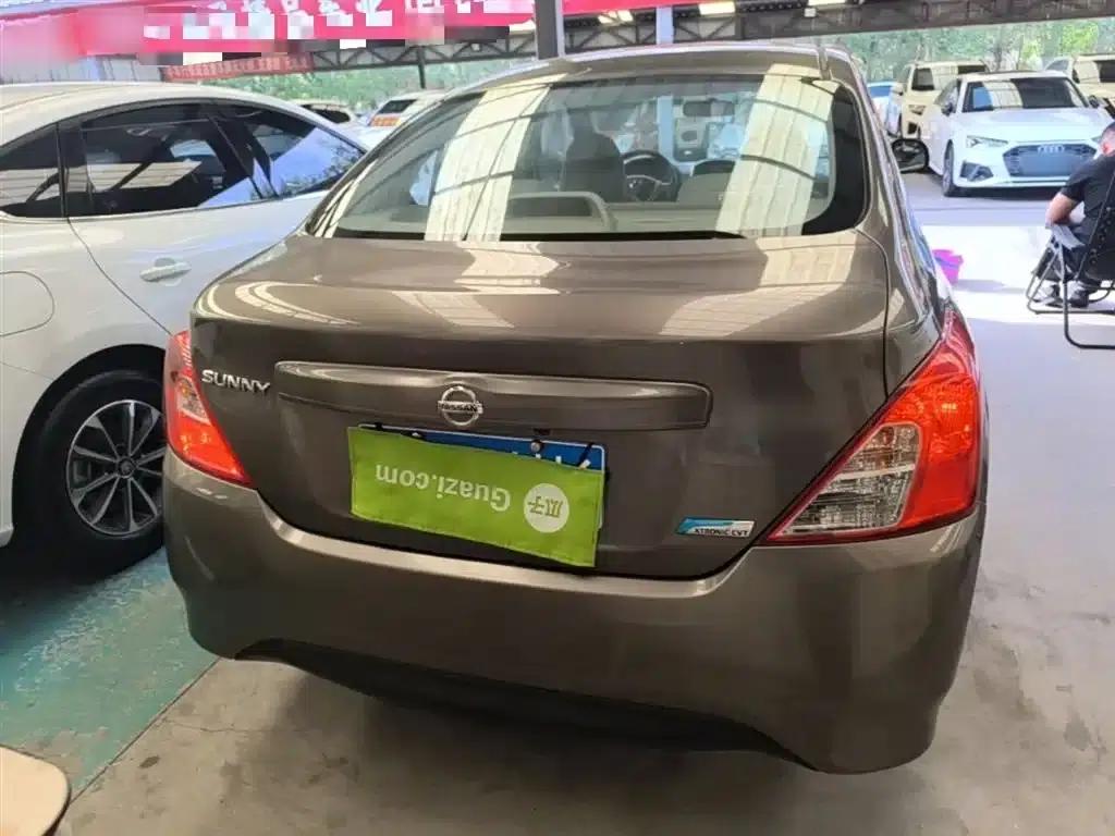 Nissan Sunny 2015 1.5XE CVT Comfort Edition — миниатюра 6