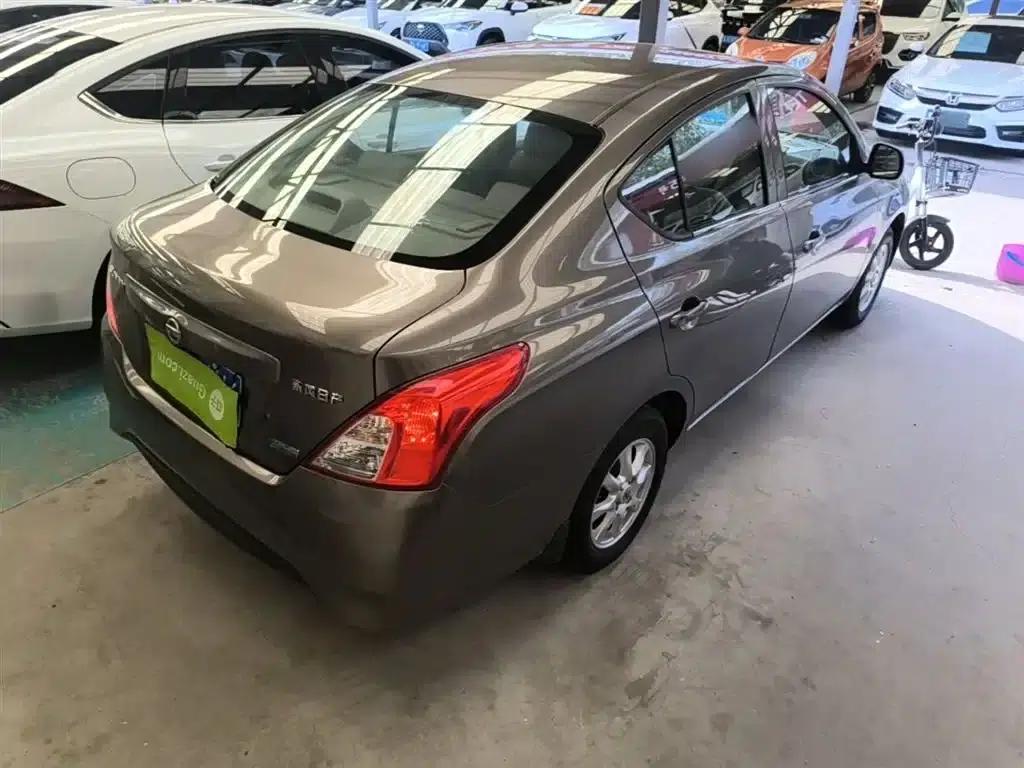 Nissan Sunny 2015 1.5XE CVT Comfort Edition — миниатюра 7