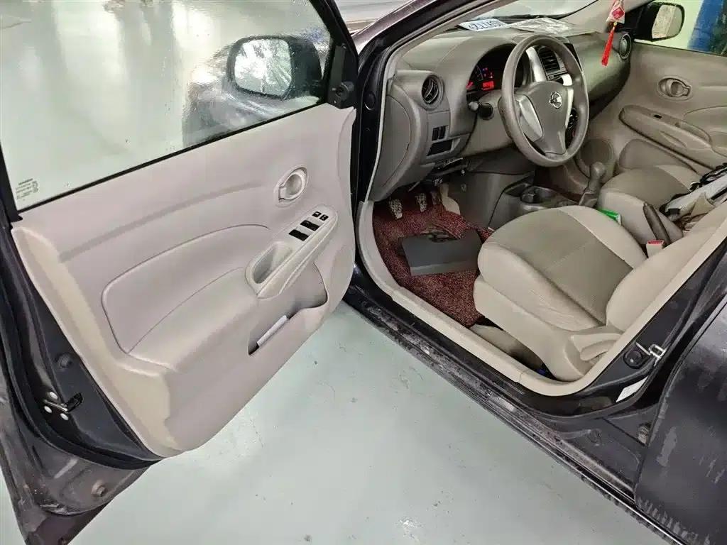 Nissan Sunny 2014 1.5XE Manual Comfort Edition — миниатюра 12